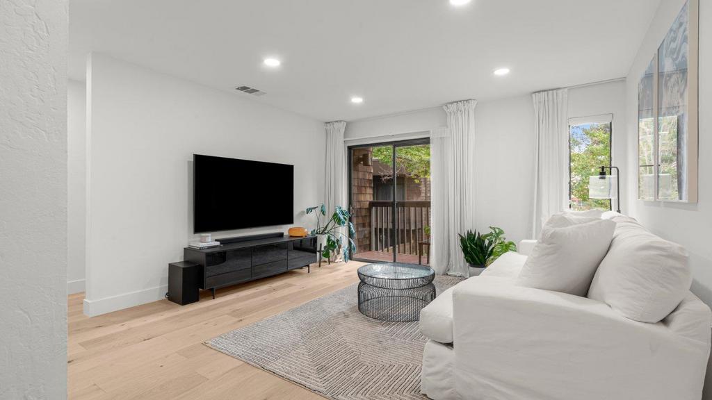 1231 Honey Trail