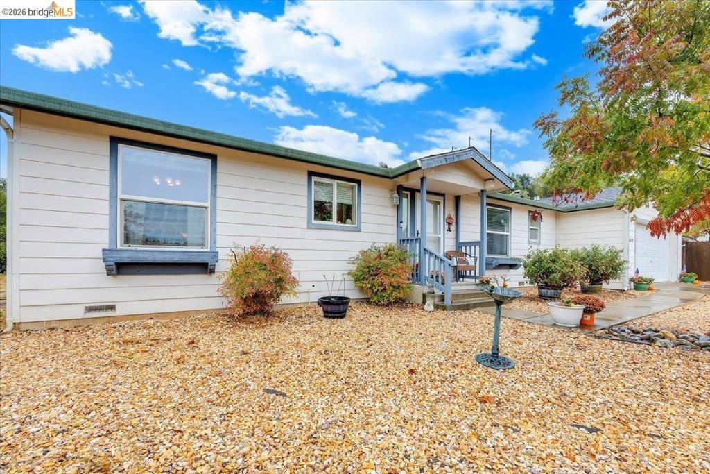 18679 Vista DR