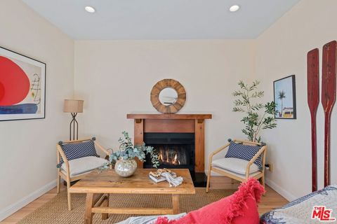 Tiny photo for 110 S Salinas Street #D, Santa Barbara, CA 93103 (MLS # 26652745)