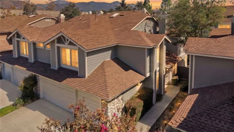 MLS: CV26219696
