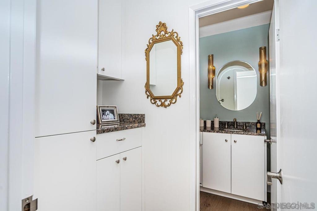 La Jolla - Residential Lease
