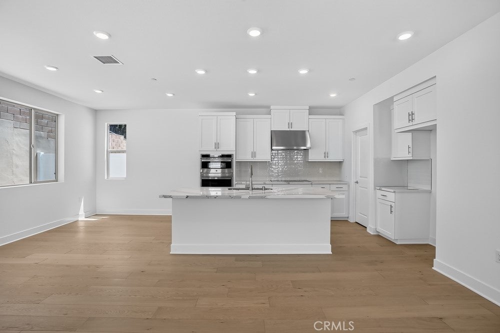 469 Citrus Oak Road