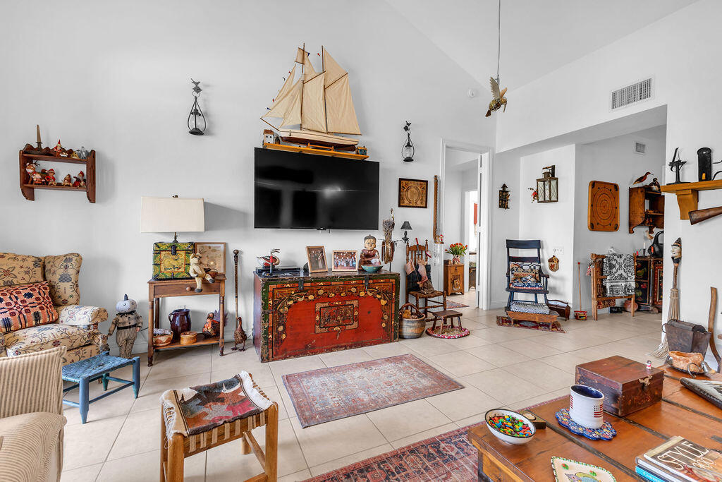 Lake Mirage Racquetball Club - Residential