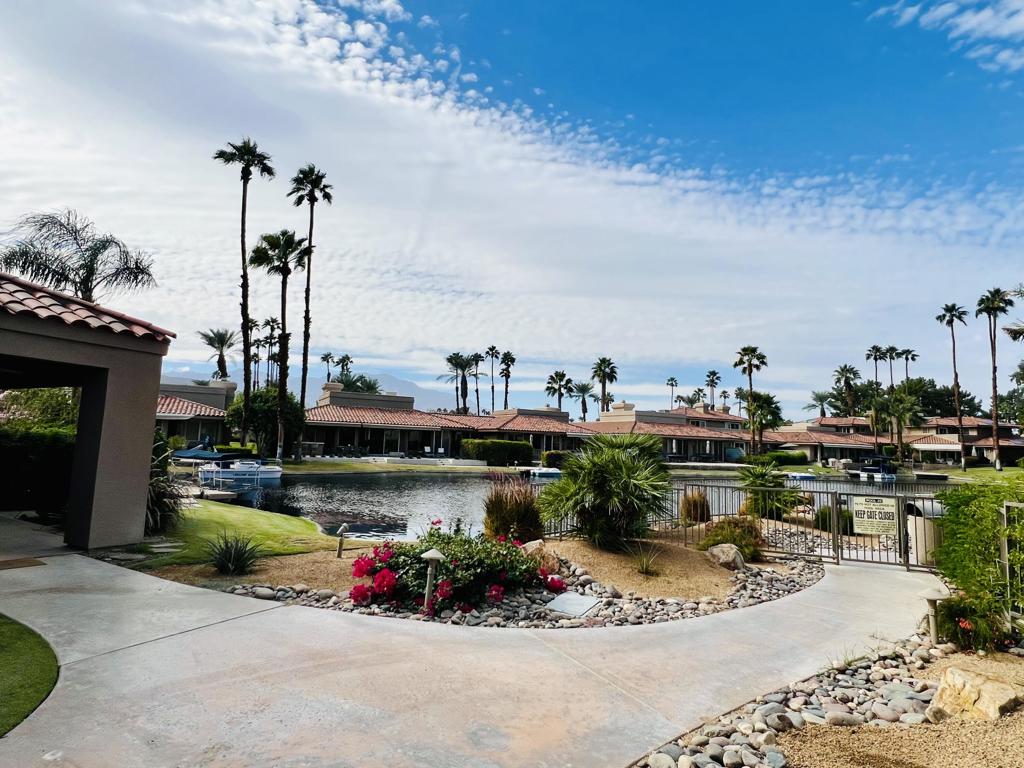Lake Mirage Racquetball Club - Residential