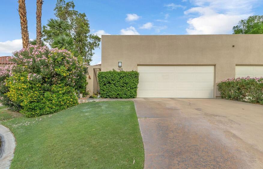Lake Mirage Racquetball Club - Residential