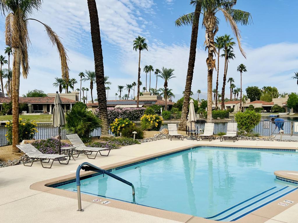 Lake Mirage Racquetball Club - Residential