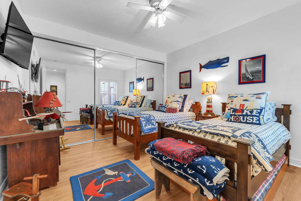 Lake Mirage Racquetball Club - Residential