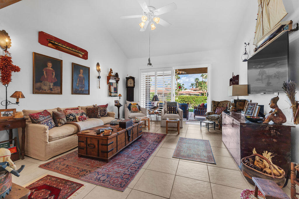 Lake Mirage Racquetball Club - Residential