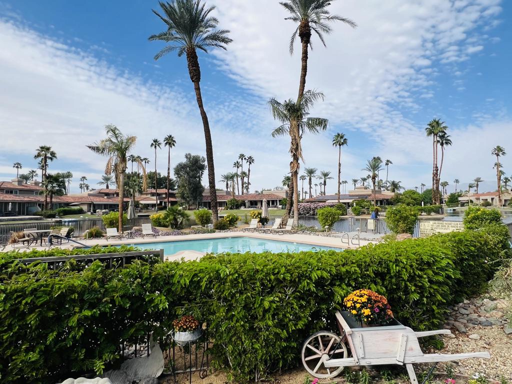 Lake Mirage Racquetball Club - Residential