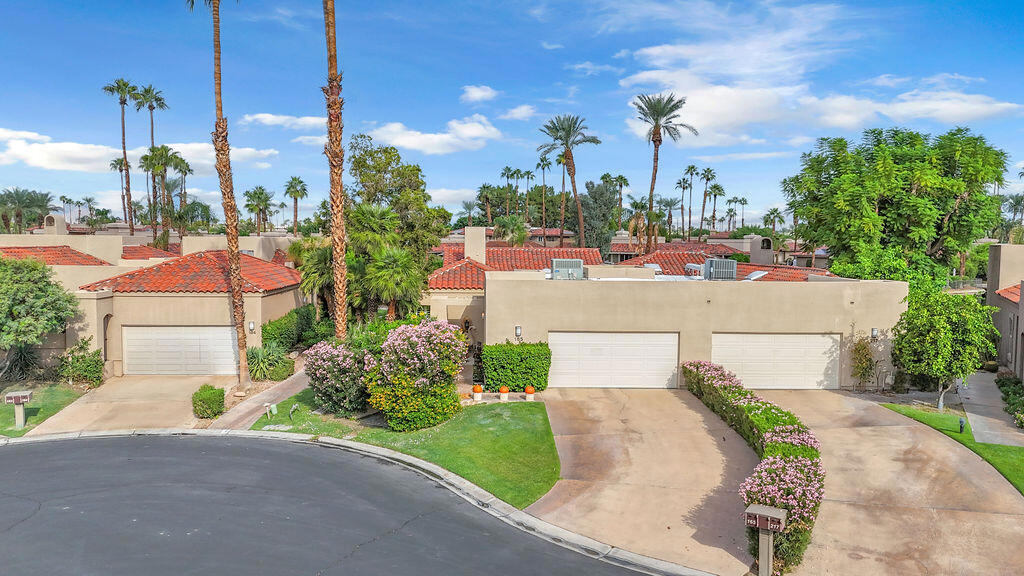 Lake Mirage Racquetball Club - Residential