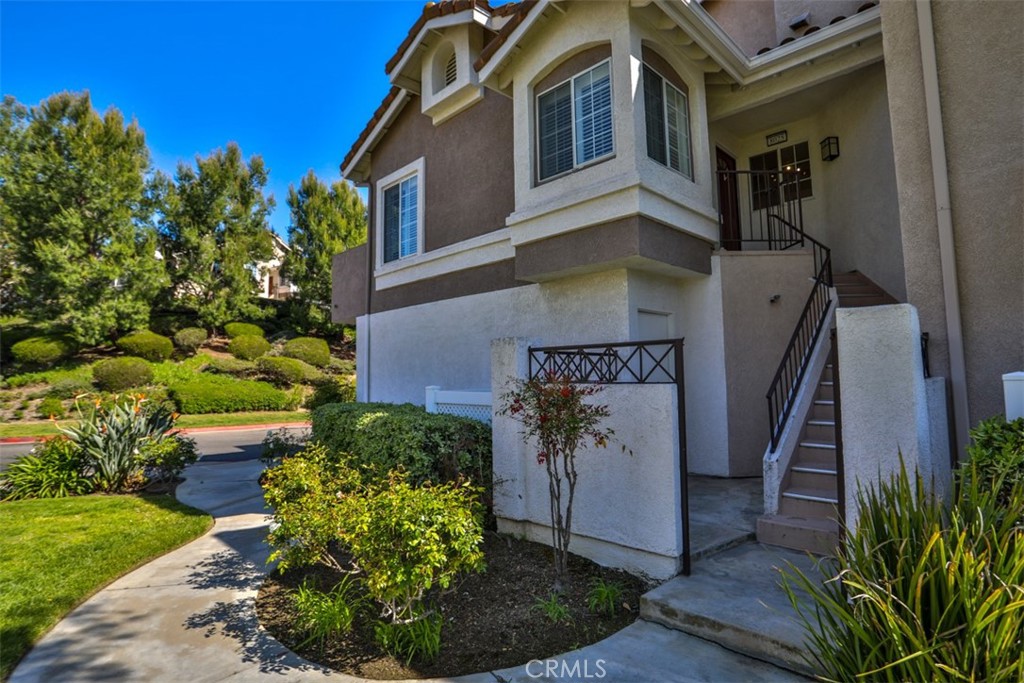8025 E Sandstone Drive