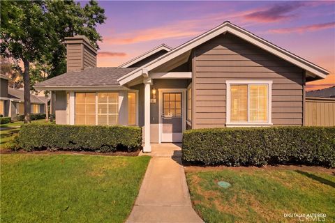 11 Fairside Irvine CA 92614
