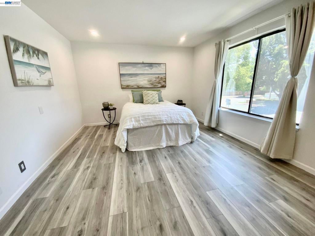277 Hackamore Cmn