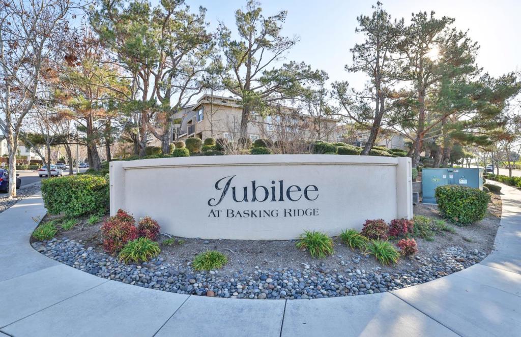 1114 Niguel Lane