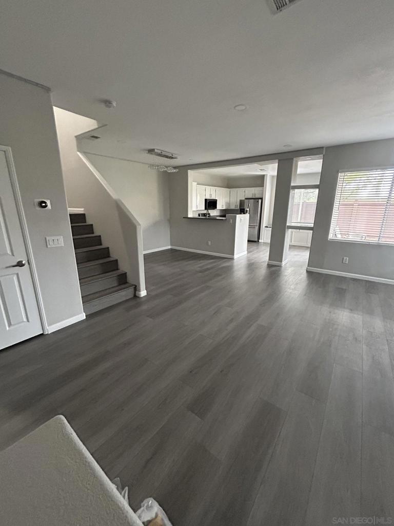 621 Sumner Way 2
