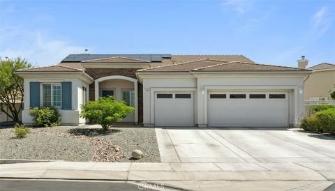 10237 Cotoneaster Street Apple Valley CA 92308