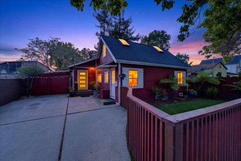 Photo of 115 Catalpa Street, Santa Cruz, CA 95062 (MLS # ML82060009)