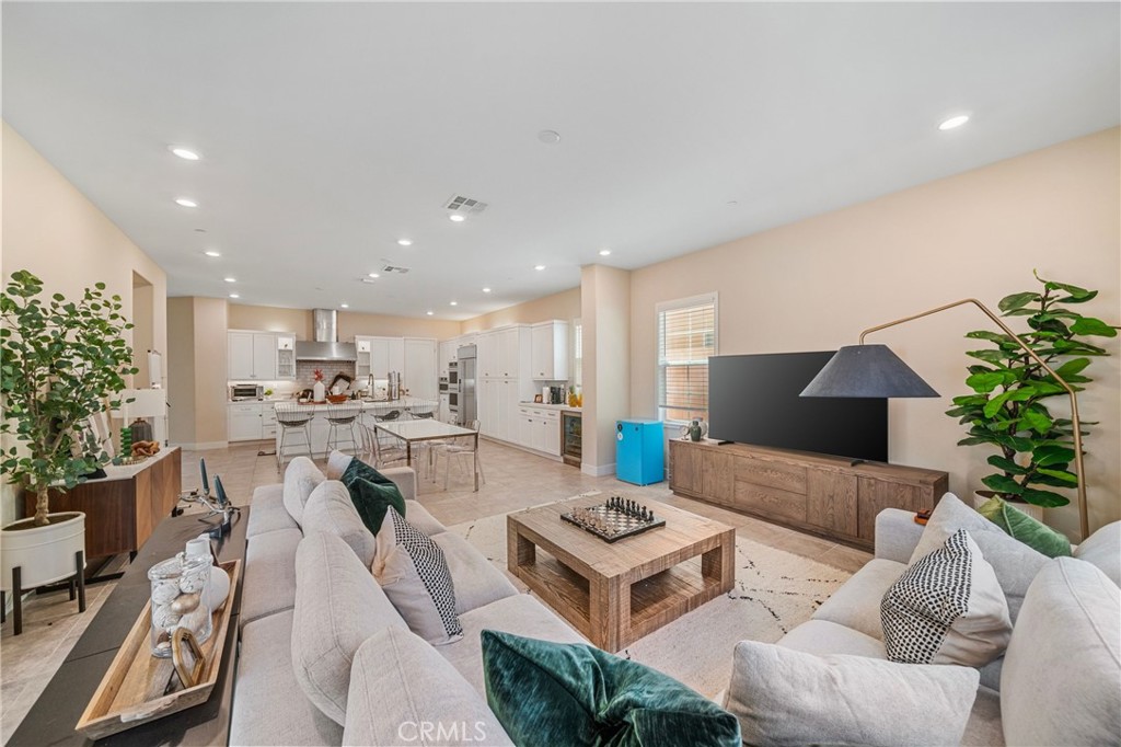 81 Pelican Lane