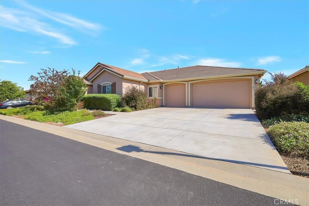 2058 Danforth Way