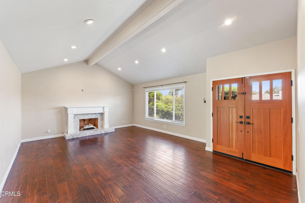 310 Foxglove Place