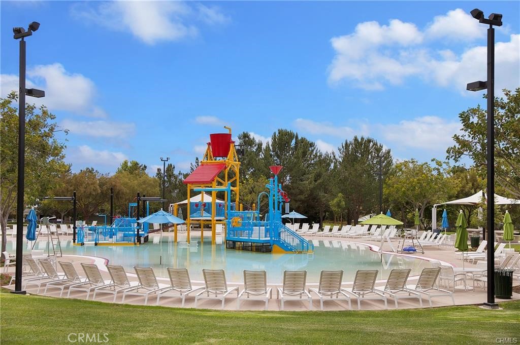 Properties 2 10 Roycroft Court