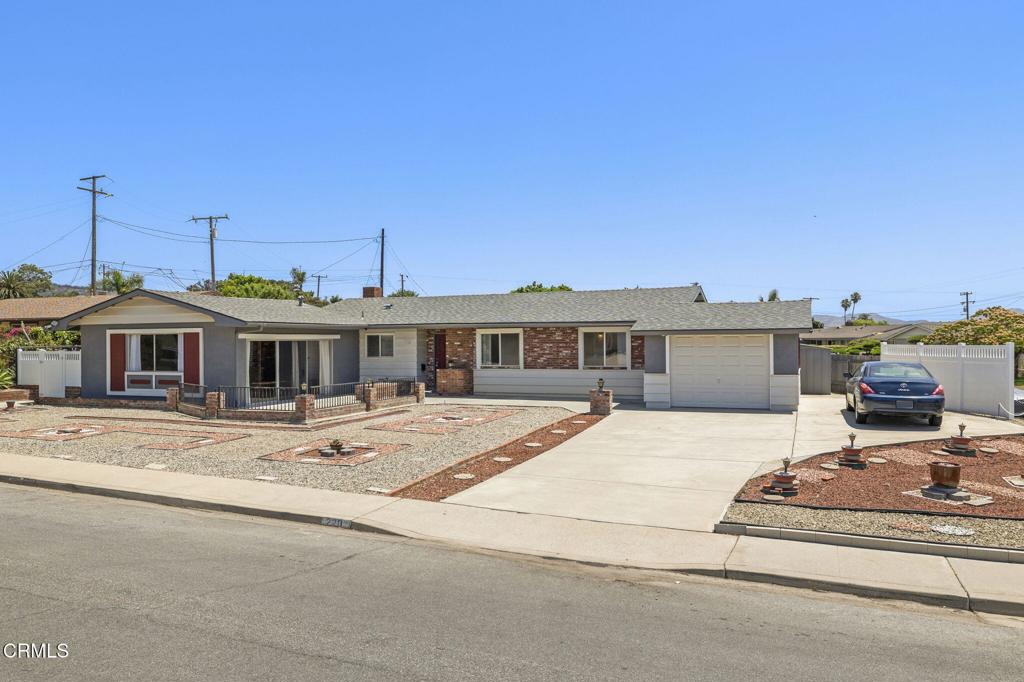 220 Lantana Street