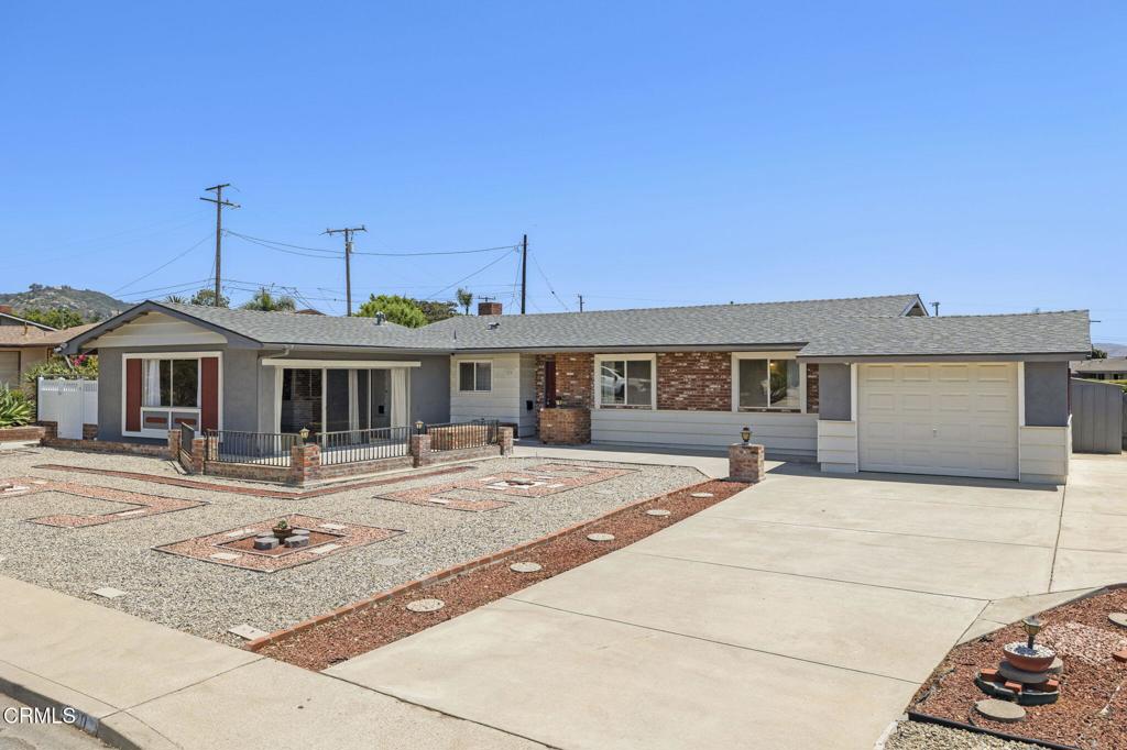 220 Lantana Street
