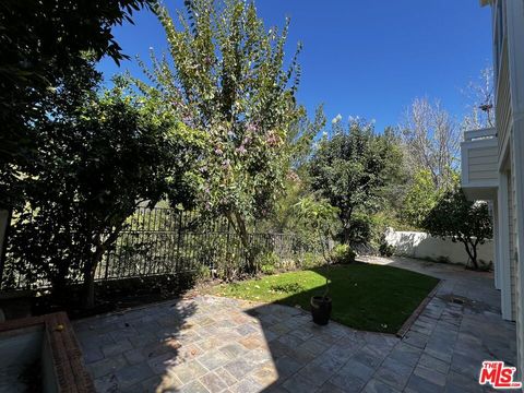 Tiny photo for 2357 Brookshire Lane, Los Angeles, CA 90077 (MLS # 26672073)