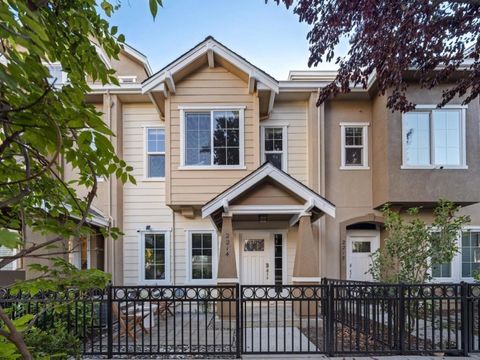 Photo of 2214 Raspberry Lane, Mountain View, CA 94043 (MLS # ML82026470) Photo of 2214 Raspberry Lane, Mountain View, CA 94043 (MLS # ML82026470)