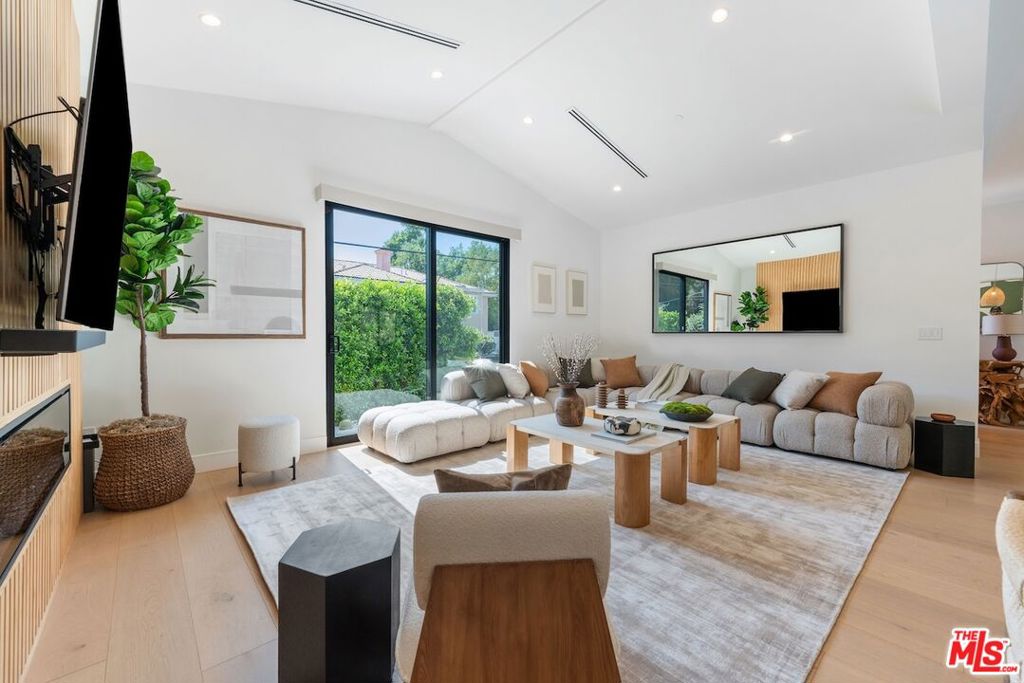 20226 Lorenzana Drive
