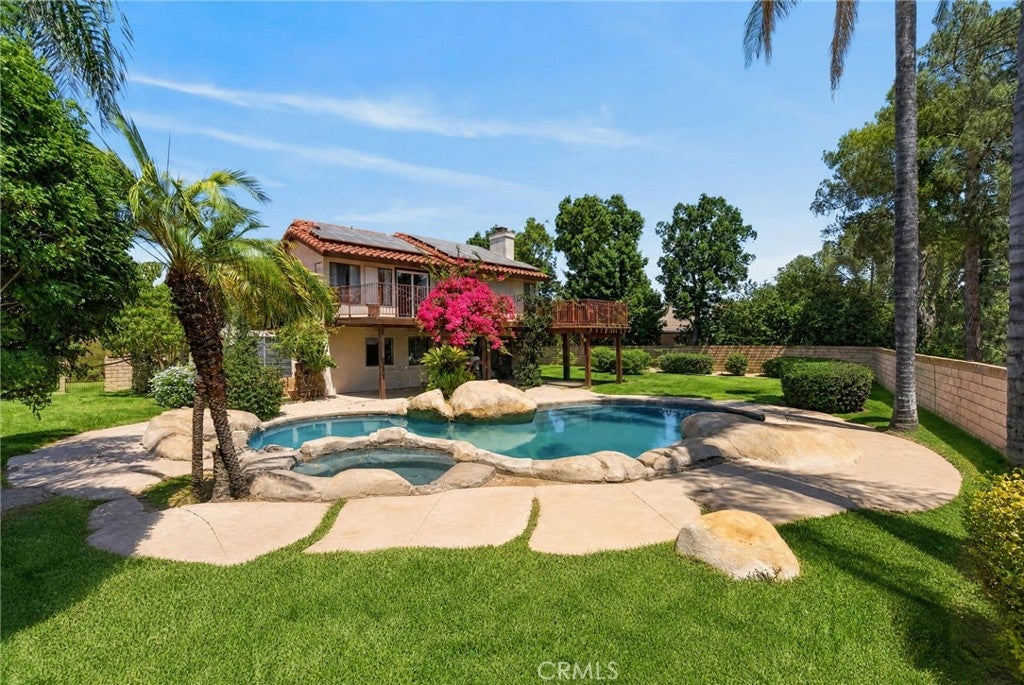 145 Cottonwood Ave