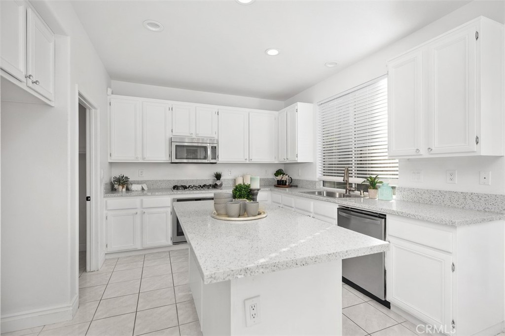 Crest (CRST) - Residential