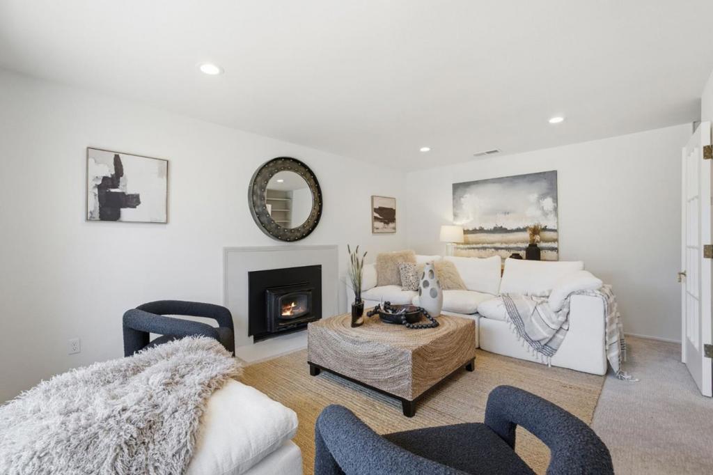 150 Tiller Court