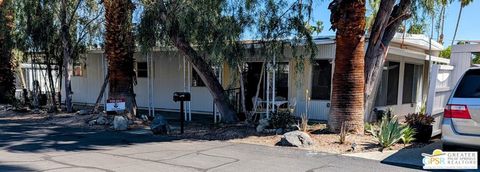 Photo of 266 Araby Street, Palm Springs, CA 92264 (MLS # 26658603PS)