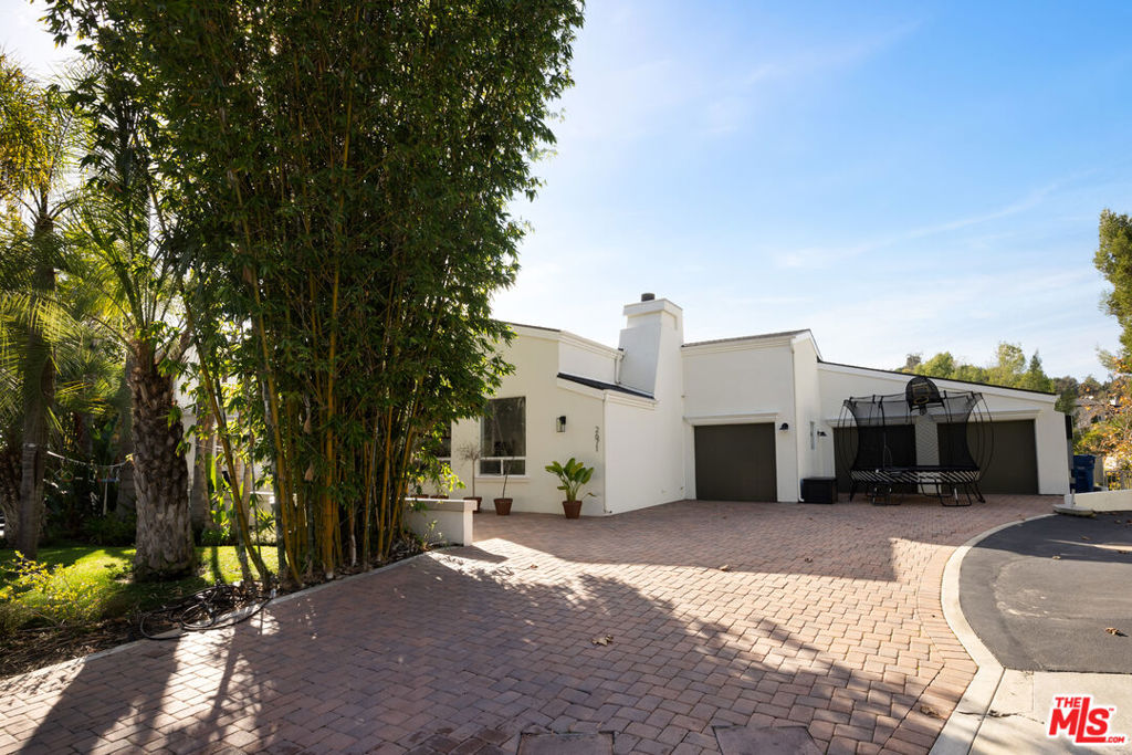 2671 Astral Drive