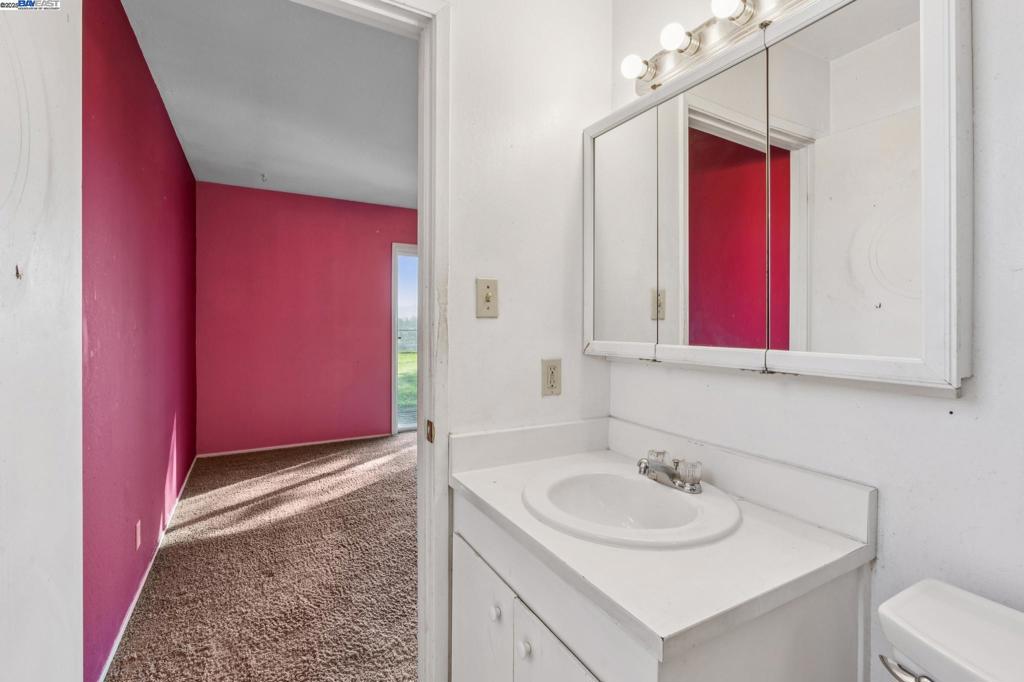 TARA HILLS - Residential