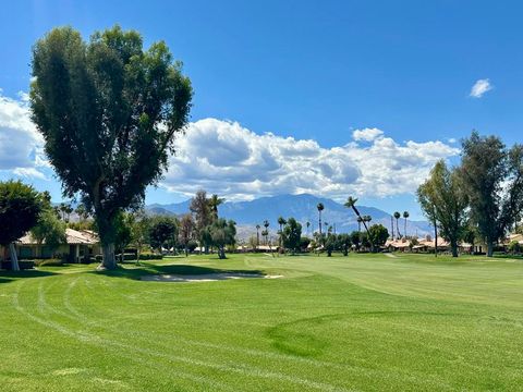 Photo of 264 Avenida Del Sol, Palm Desert, CA 92260 (MLS # 219129291DA)
