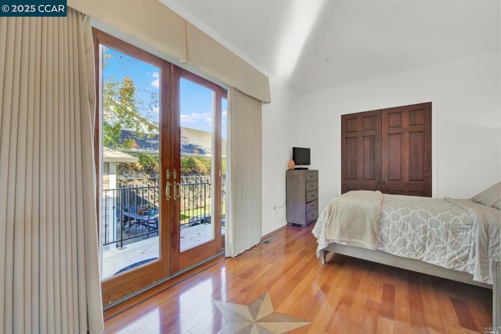 2004 2004 Main Street