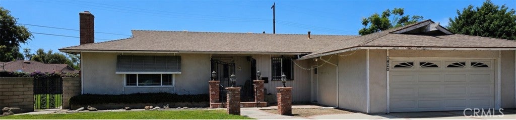 1420 E Delta PL