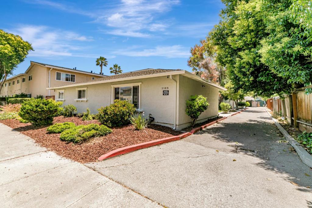 3588 Agate Drive