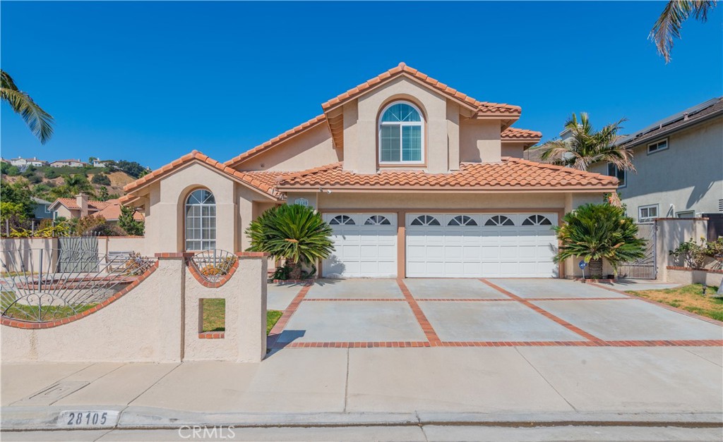 Exquisite, Bright, & Airy Resort & Entertaining home located on a corner in a cul-de-sac. 9600 SF Large lot! Best Schools and shopping around. As you enter through the front door, you are greeted in an entryway that leads you to the living room with fireplace & 2 dining areas that open to the backyard w/ extensive mountain views. Pretty good size downstairs guest bedroom. Chef's kitchen hosts granite counter tops and brand appliances. The family room also boasts a cozy fireplace for cool nights & a backyard that hosts unlimited BBQ parties in the summer. Brand New insulating glass windows and solar installed . Must See!