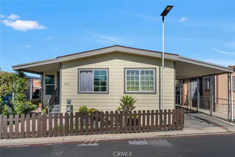 307 Duchess Ln, Santa Ana, CA 92704 - MLS#: RS26041210