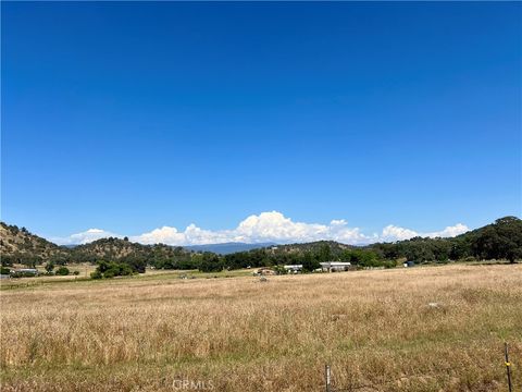 Photo of 0 Hawthorne Lane, Squaw Valley, CA 93675 (MLS # FR26116461)