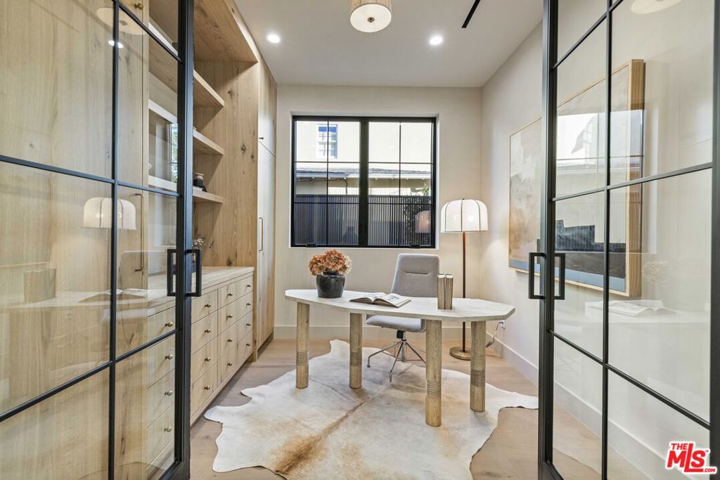 Properties 3 14273 Greenleaf Street