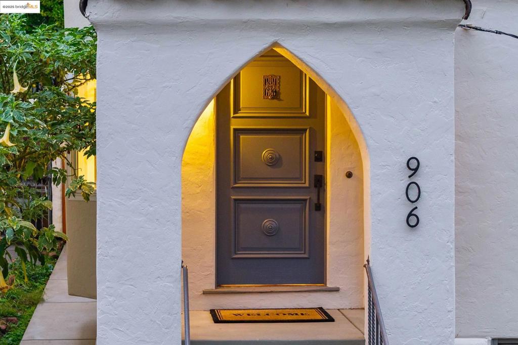 GLENVIEW - Residential