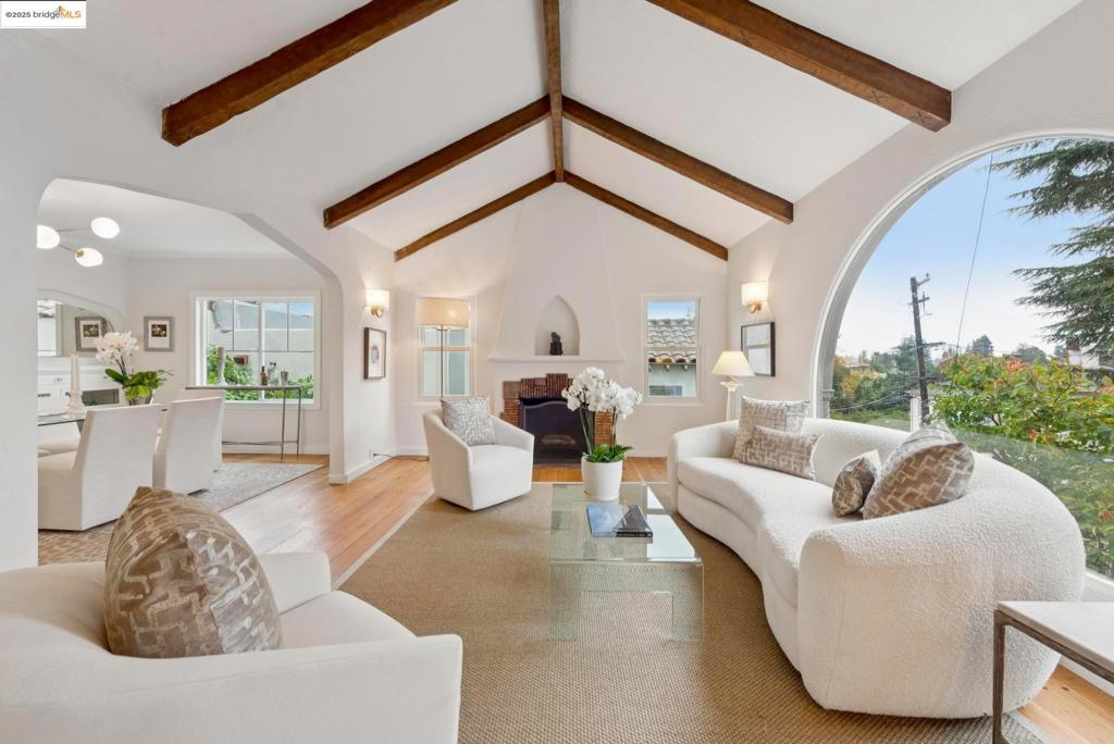 GLENVIEW - Residential