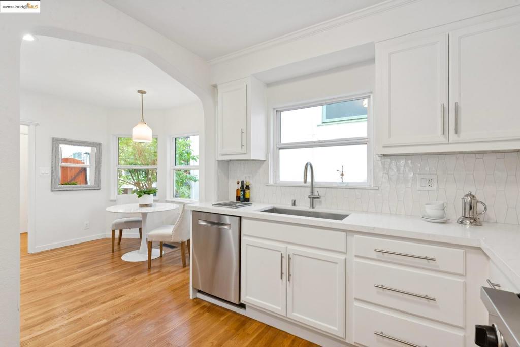 GLENVIEW - Residential