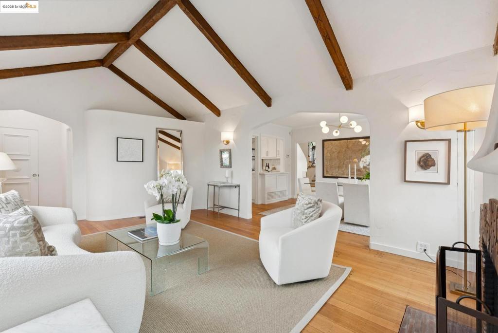 GLENVIEW - Residential