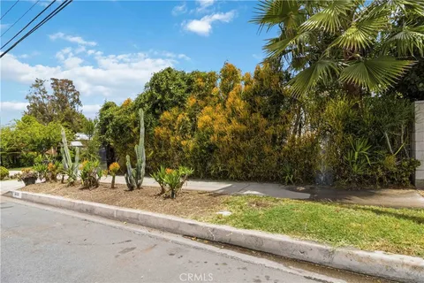 MLS: SR26103523