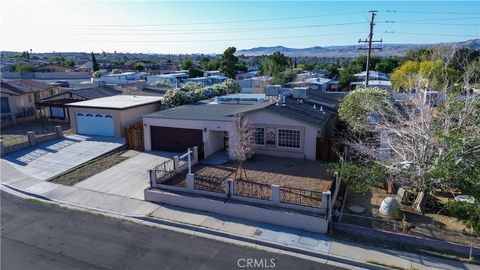 1013 Glacier Drive Barstow CA 92311
